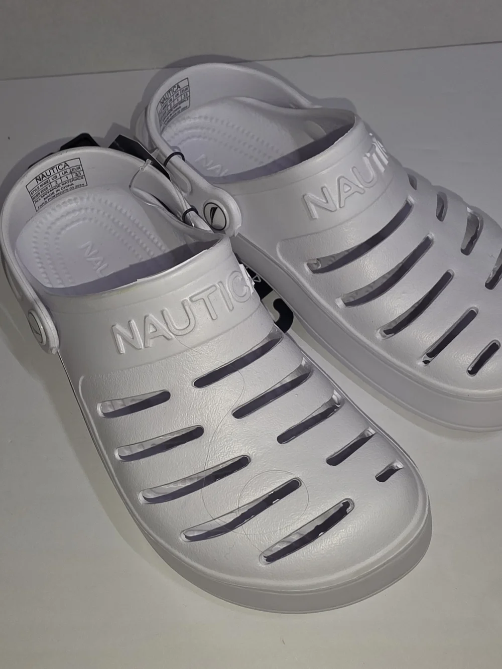 Nautica Kids White Water Clogs with Heel Strap